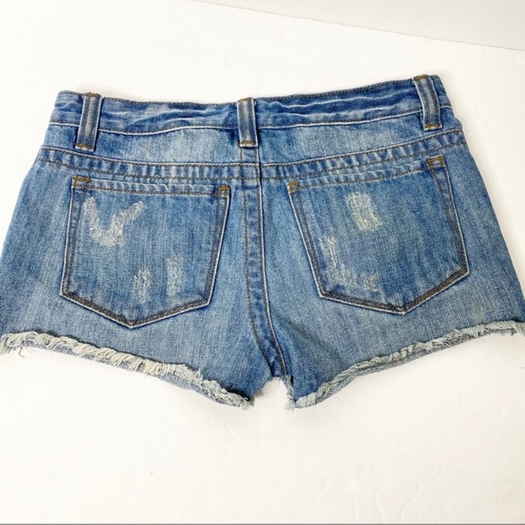 - Mine jean denim shorts - Picture 2 of 6